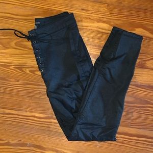 Front lace up skinny pant